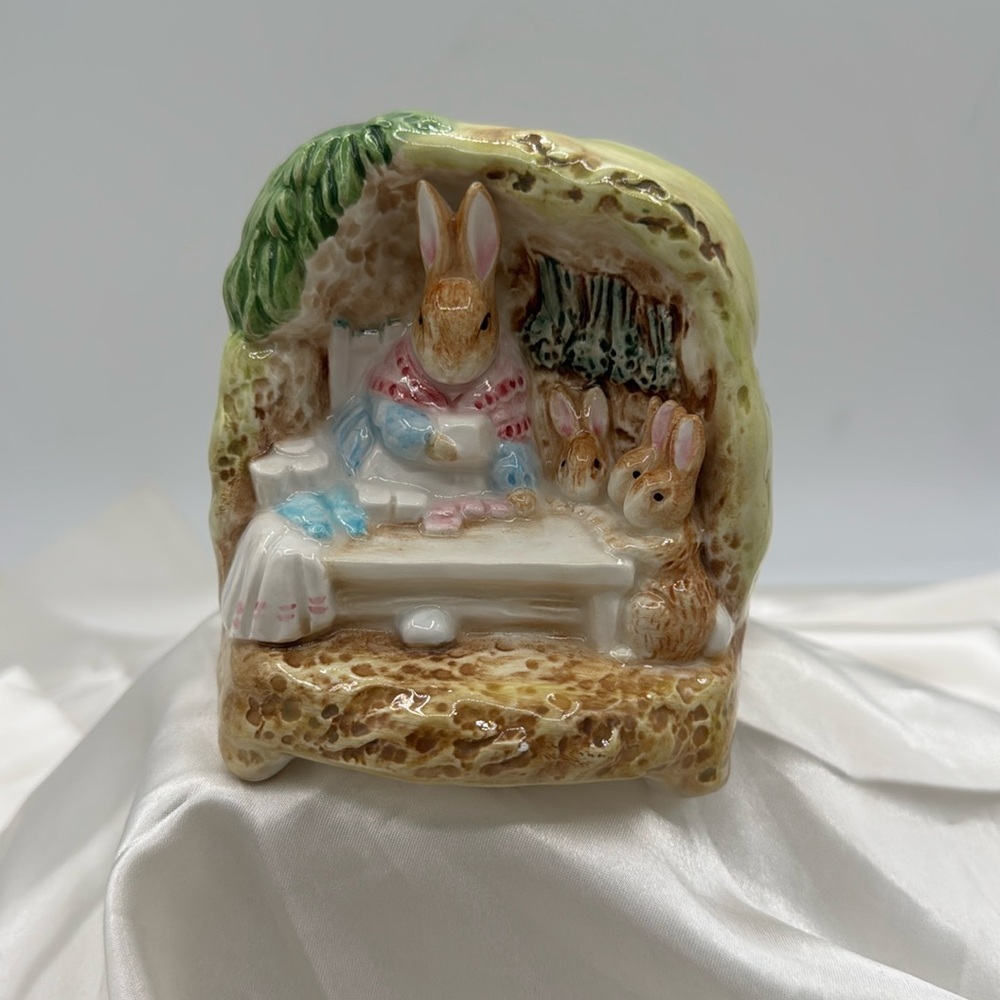 Beatrix Potter Music Box by Schmid, plays “Everything is Beautiful”